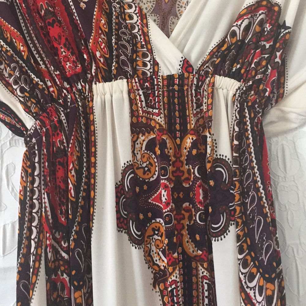 Dress - Picture 2 of 2